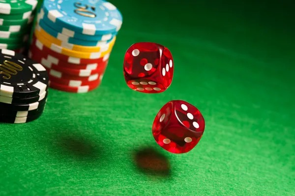 jnetoto88 app showing live dealer blackjack and roulette tables